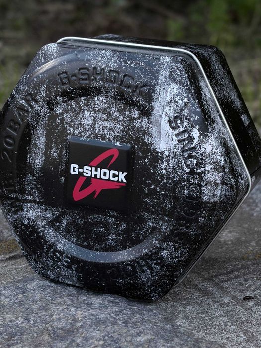Чоловічий годинник CASIO G-SHOCK GM-2100-1A.