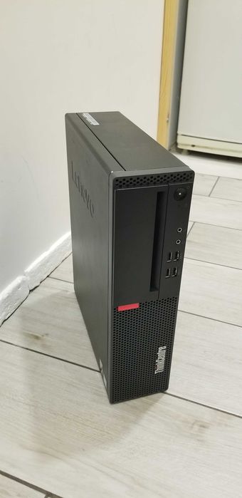 Lenovo ThinkCenter M710s Intel i5-7400 ram 4 GB