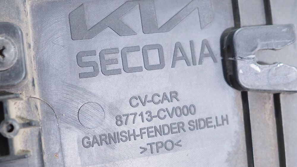 kia ev6 listwa błotnika lewa przód 87713-cv000