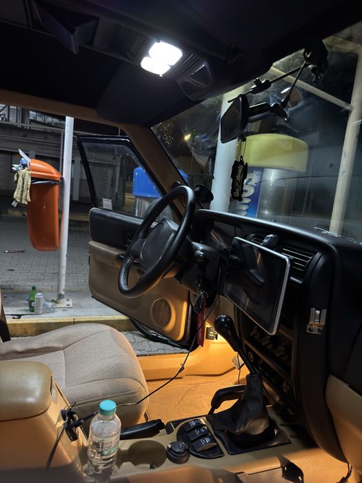 Jeep Cherokee XJ (Vendo/Troco)