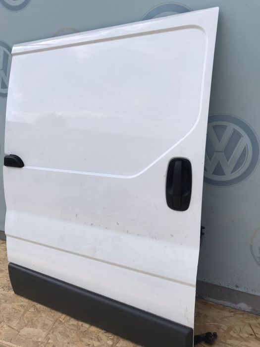 Трафік Виваро Trafic Vivaro 2013 дверь зеркало стекло молдинг шрот