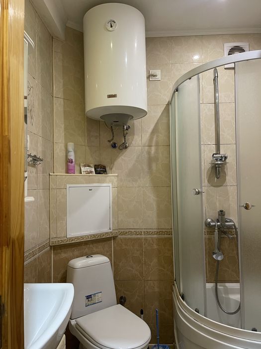 Квартира в центрі подобово (погодинно).