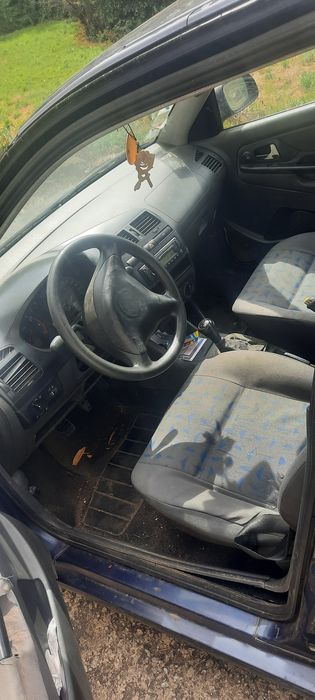 Vendo seat 1400 a gasolina vendo ou troco por mais pequeno