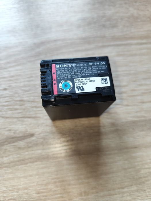Акумулятор Sony NP-FV100