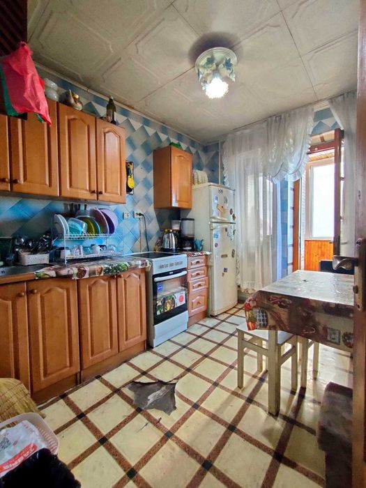 Продам 2-х комнатную квартиру на Таирова