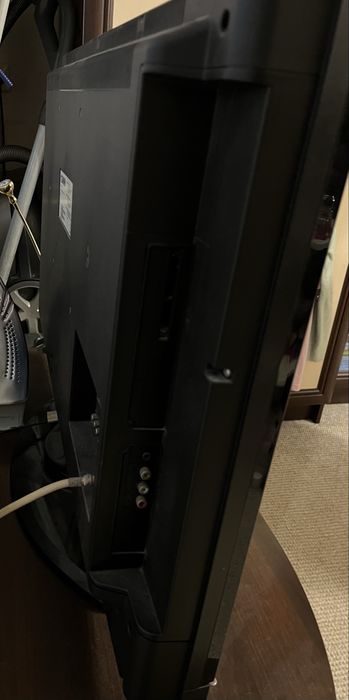 Телевізор 32* Acoustic Solutions