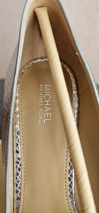 Michael Kors шкіряні туфлі срібні човники лодочки 39-40 р