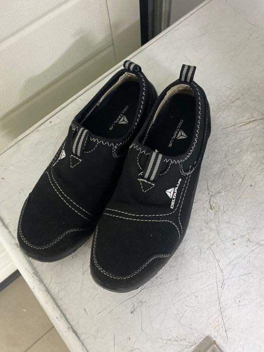 Buty damskie z blacha rozmiar 37
