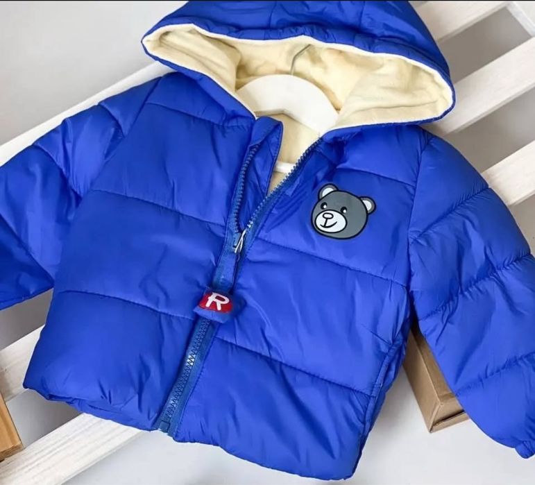 Теплая куртка для поздней осени на мальчика