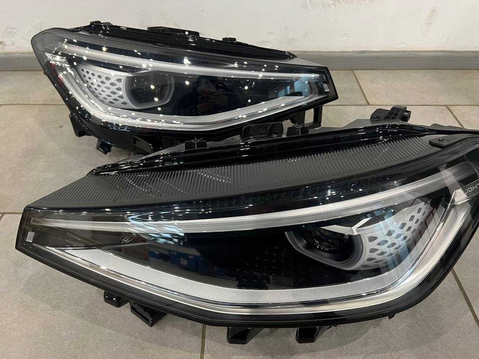 Vw id 4 Фара  Європа  ліва права