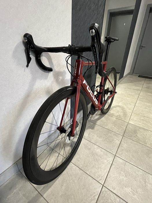 Focus isalco max 8.8 r.56 / 2023 / Karbonowe kola Novatec 50mm