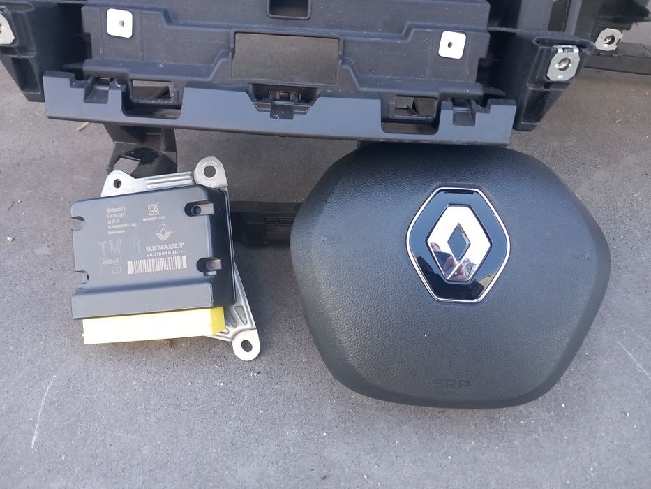 Tablier com airbag do passageiro volante e centralina Renault Megane 4