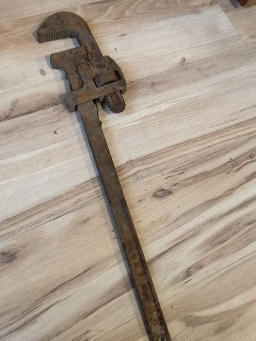 Stary Duży Klucz Hydrauliczny Żaba Nastawny Żabka RWUe 75 Poland PRL