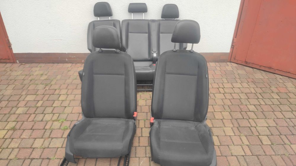 VW Caddy 2K5 komplet foteli