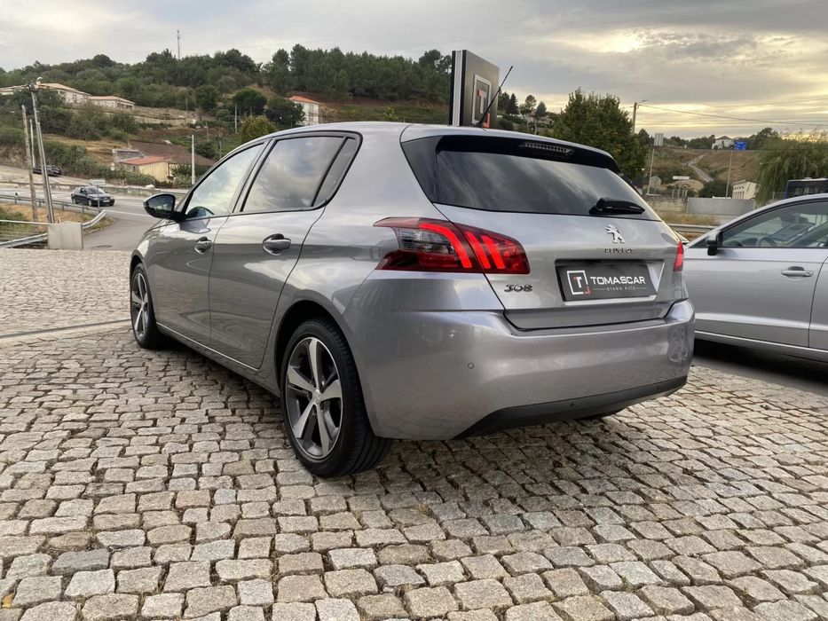 PEUGEOT 308 1.5 BlueHdi — photo 5