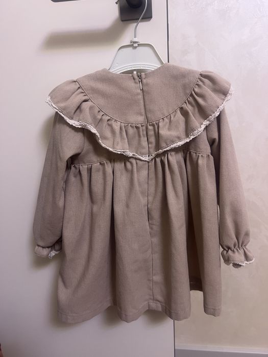 Сукня для дівчинки