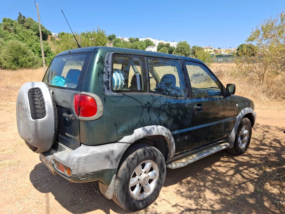 Nissan terrano 2 para peças ano 2000