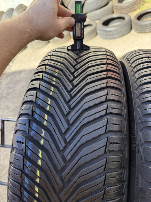Шины БУ 225 60 R 18 Michelin cross climate 2 всесезон комплект