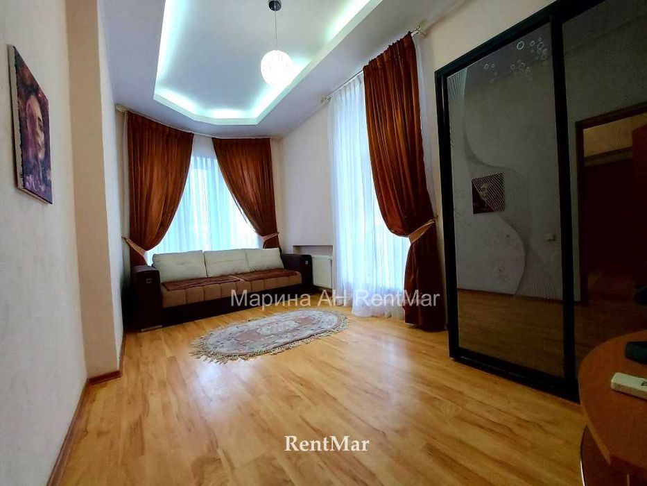 Добротный дом! Жилой подвал! 4 спальни  Б Фонтан Видео