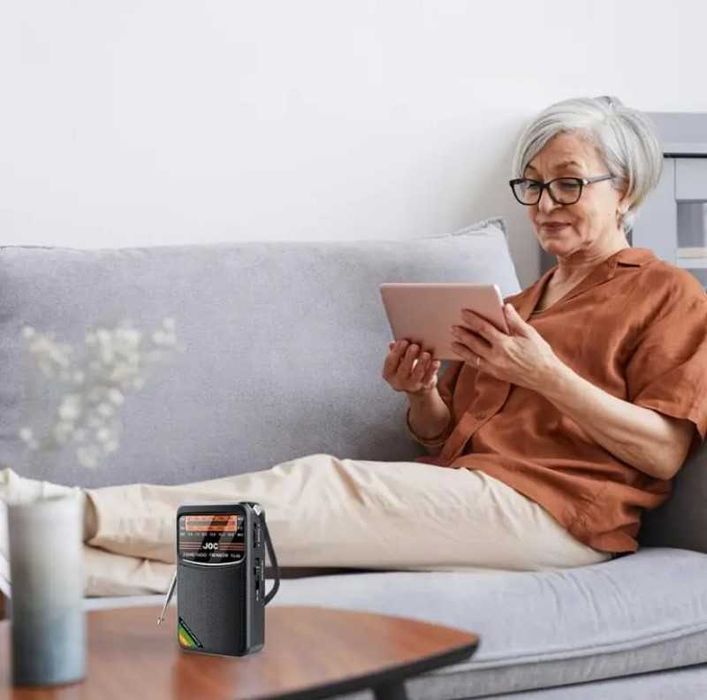 Компактне АВАРІЙНЕ РАДІО на акумуляторі 24год.