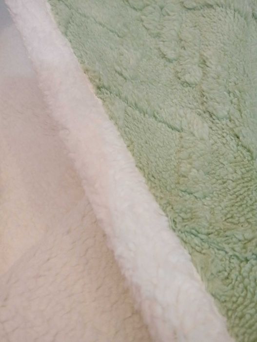 Koc sherpa dwustronny gruby baranek pled narzuta 200x230cm.