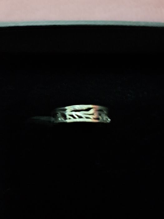 Anel em prata com contraste