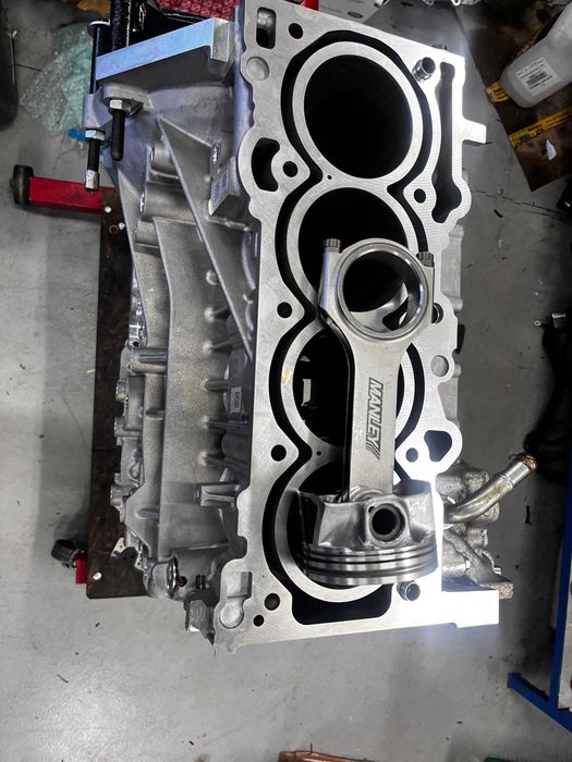 naprawa silnika 2,3 ecoboost ford