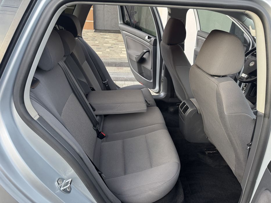 Volkswagen Golf V-2009 р.в