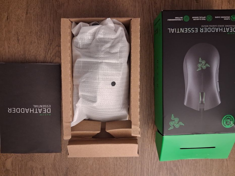Rato gaming razer Deathadder essencial