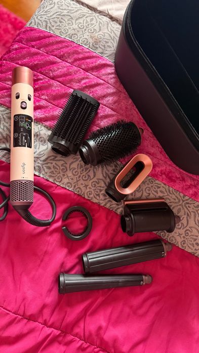 Dyson airwrap ceramic pink