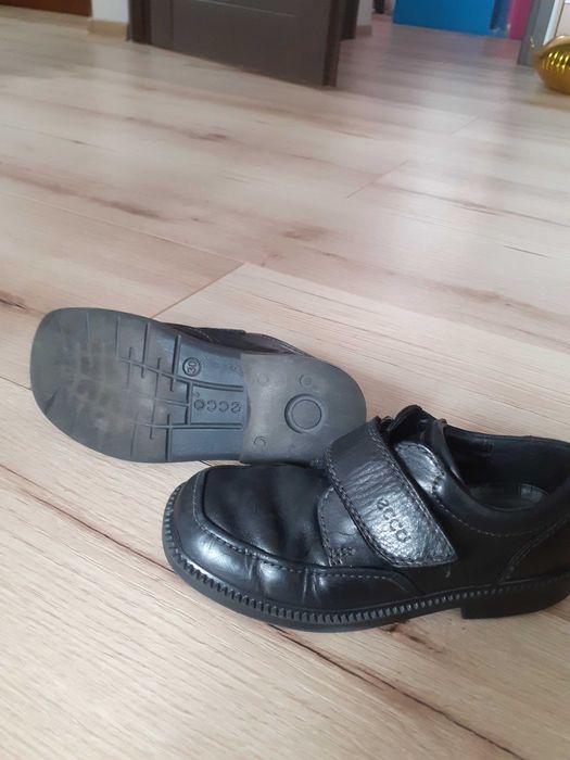 Buty Ecco rozm 30 ze skóry naturalnej