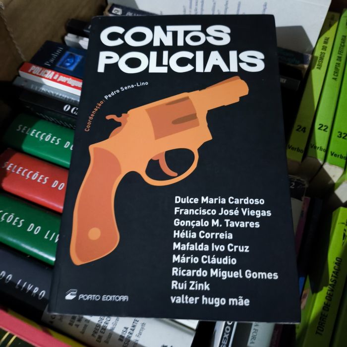 Contos Policiais - Vários Autores (Valter Hugo Mãe, Gonçalo M. Tavares