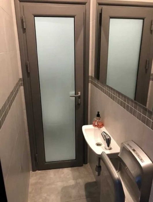 Без % продаж комерційного приміщення ФАСАД  Науки 42/1 голосіївський