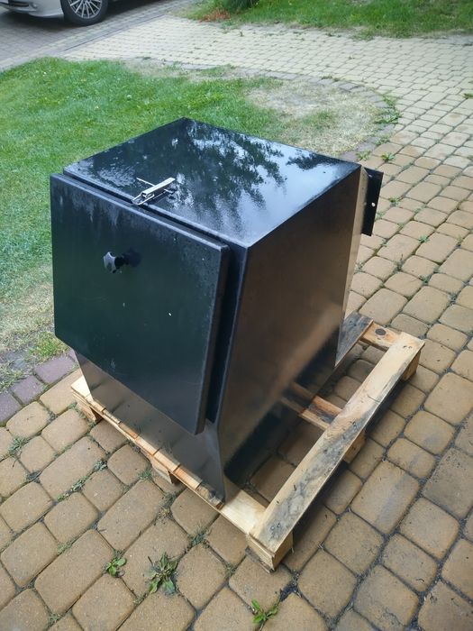 Zasobnik, zbiornik na ekogroszek, kosz na ekogroszek, zsyp, pojemnik.