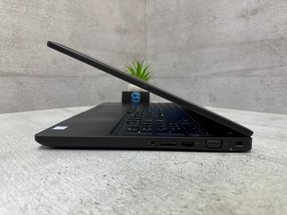 I5-6300u/256gb ssd/Стильний ноутбук Dell 5580/8gb ddr4/15.6”