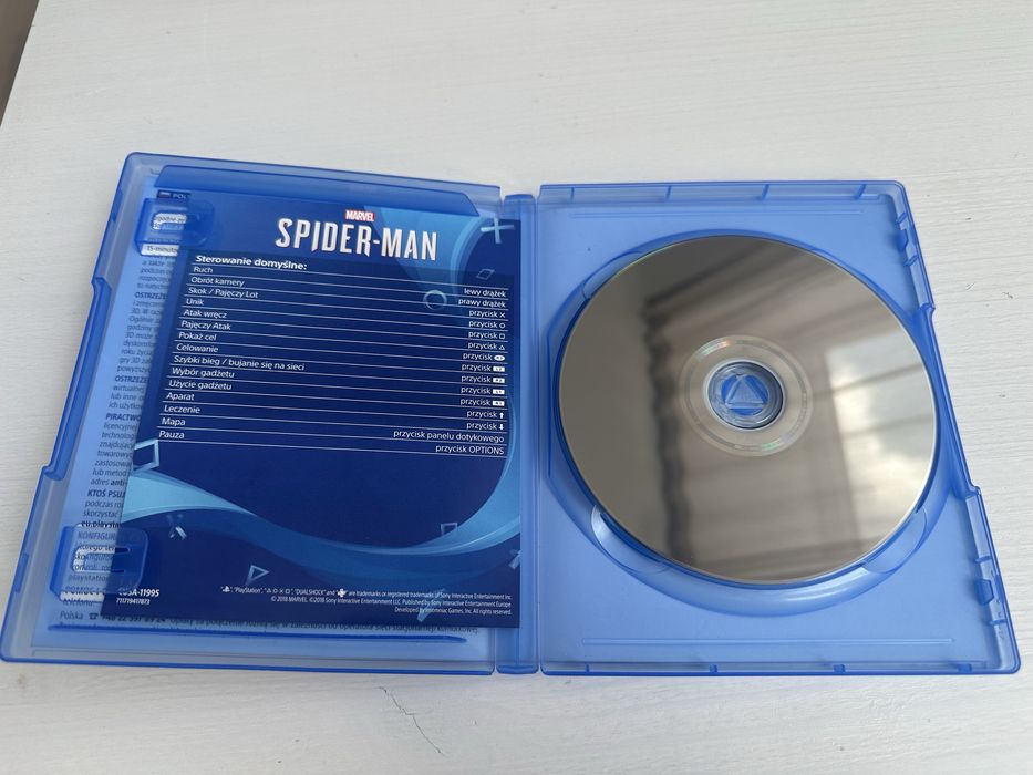 PS4 SLIM 500GB z padem i grami (Spiderman, Horizon Zero Dawn)