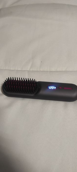 Akumulatorowa prostownica do włosów