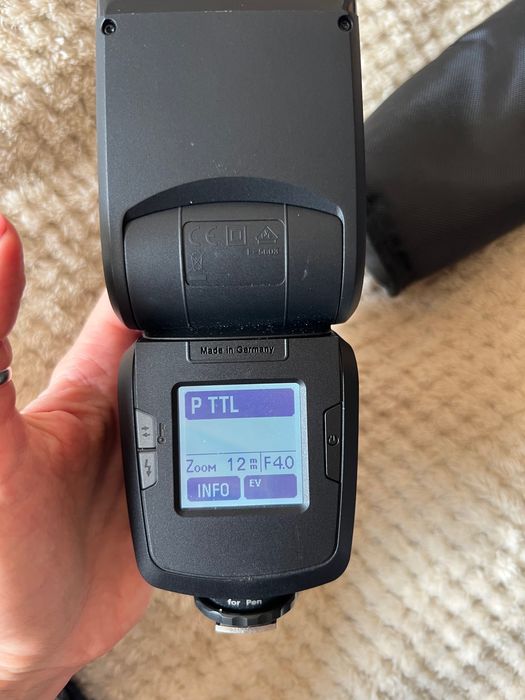 lampa błyskowa Metz Mecablitz 52 AF-1 digital.