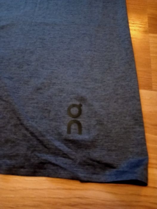 Koszulka On Running Performance-T