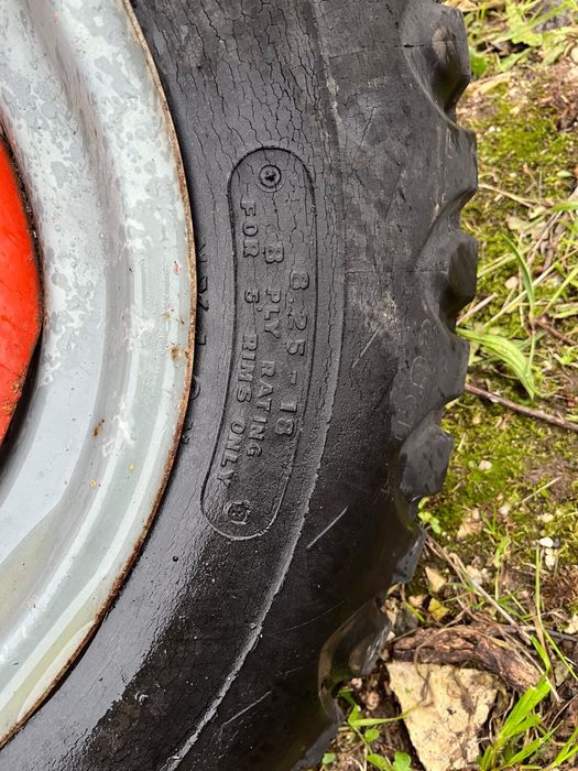 Pneus 8.25-18 goodear