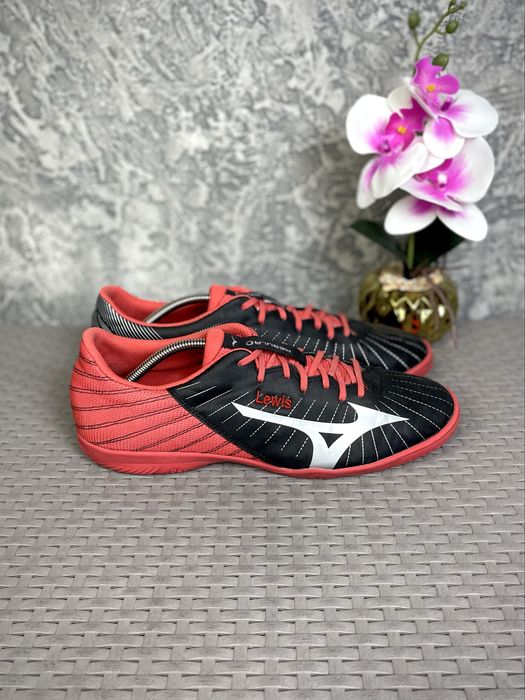 Mizuno Rebula копы сороконожки бутсы 46 размер футбольные для зала