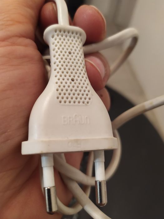 Ładowarka do szczoteczki elektrycznej Braun