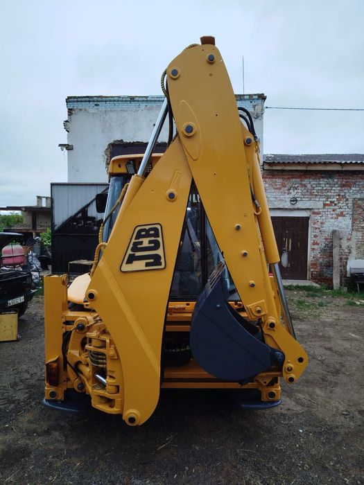 продам ескаватор JCB   4