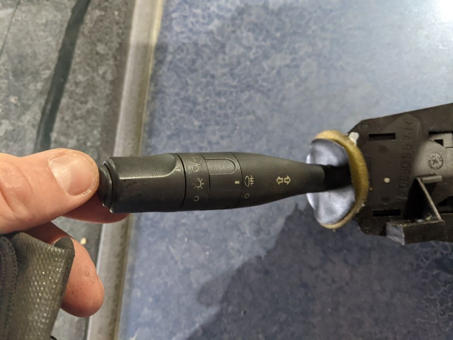 Переключатель поворотов тубус Peugeot 206 Пежо