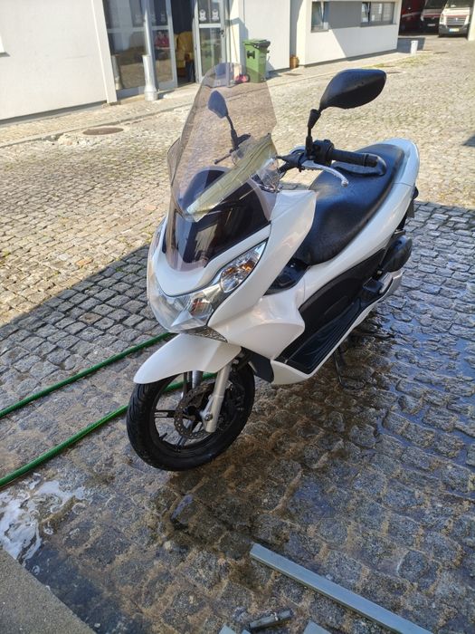 Honda pcx scooter 125