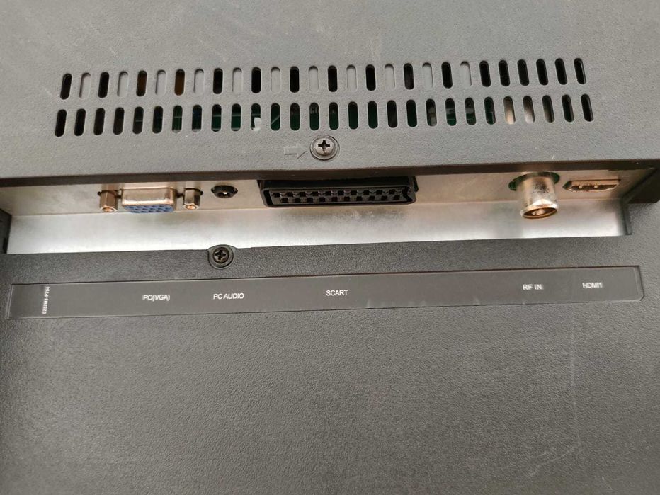 TV SILVER -32''(81 cm) - SEMINOVA