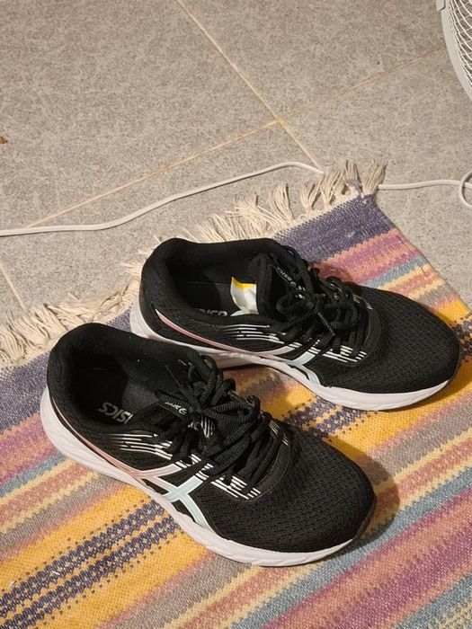 Tênis esportivos femininos Asics Raiden 4 tamanho 39