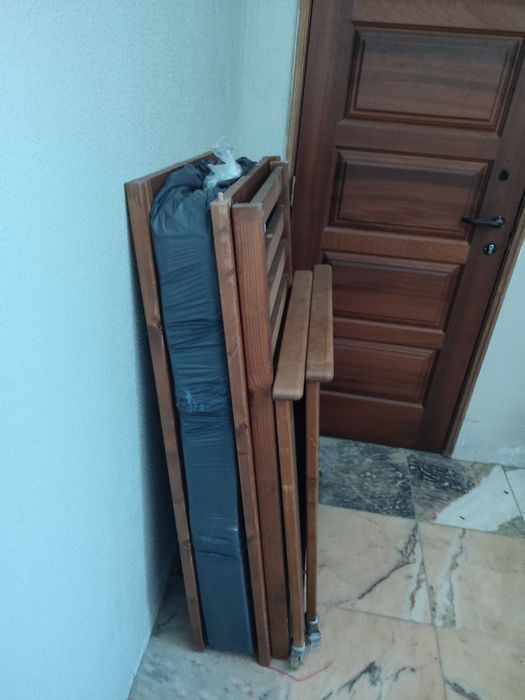 Cama de grades + colchão