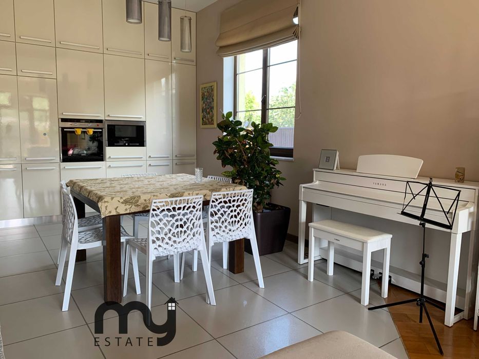 Продам будинок 315 м², 6 сот, Подільський рн, Берковець, Стеценка