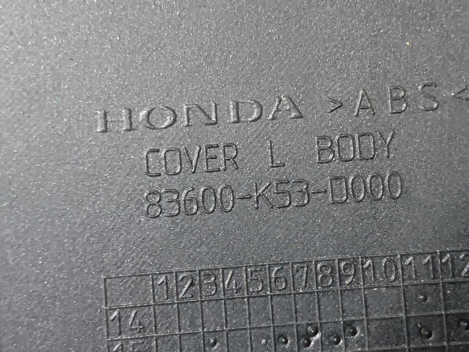 Carenagem traseira esquerda Honda SH300 versão 2015 a 2020